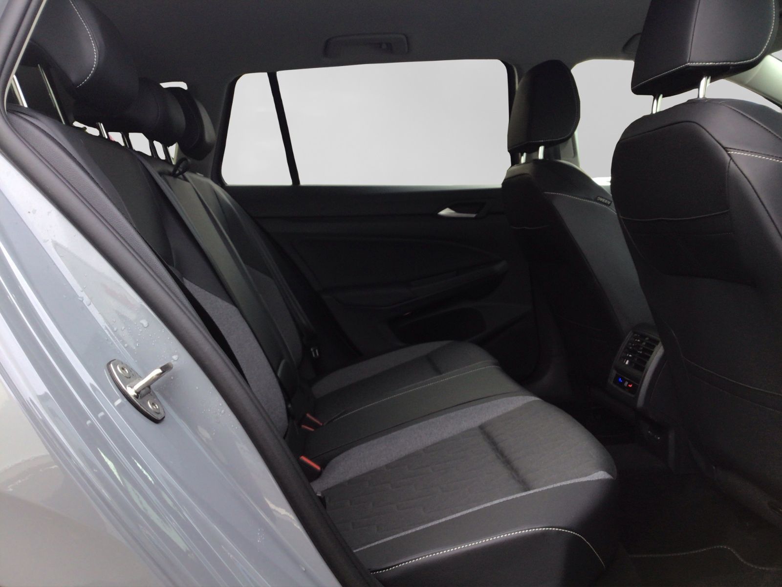 Volkswagen Golf - Bild 6