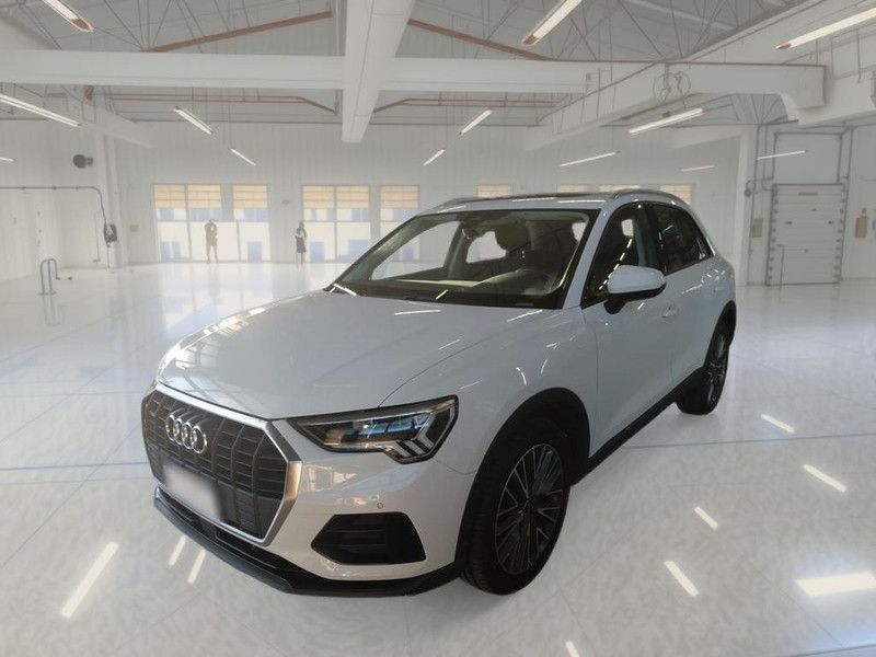 Image of Audi Q3