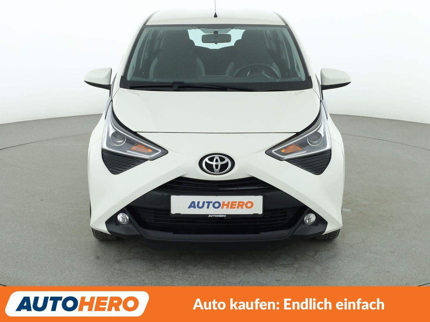 Toyota Aygo 1.0 X-Play club*CAM*KLIMA*GAANTIE*