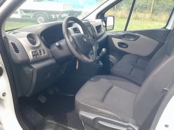 Renault Trafic - 9