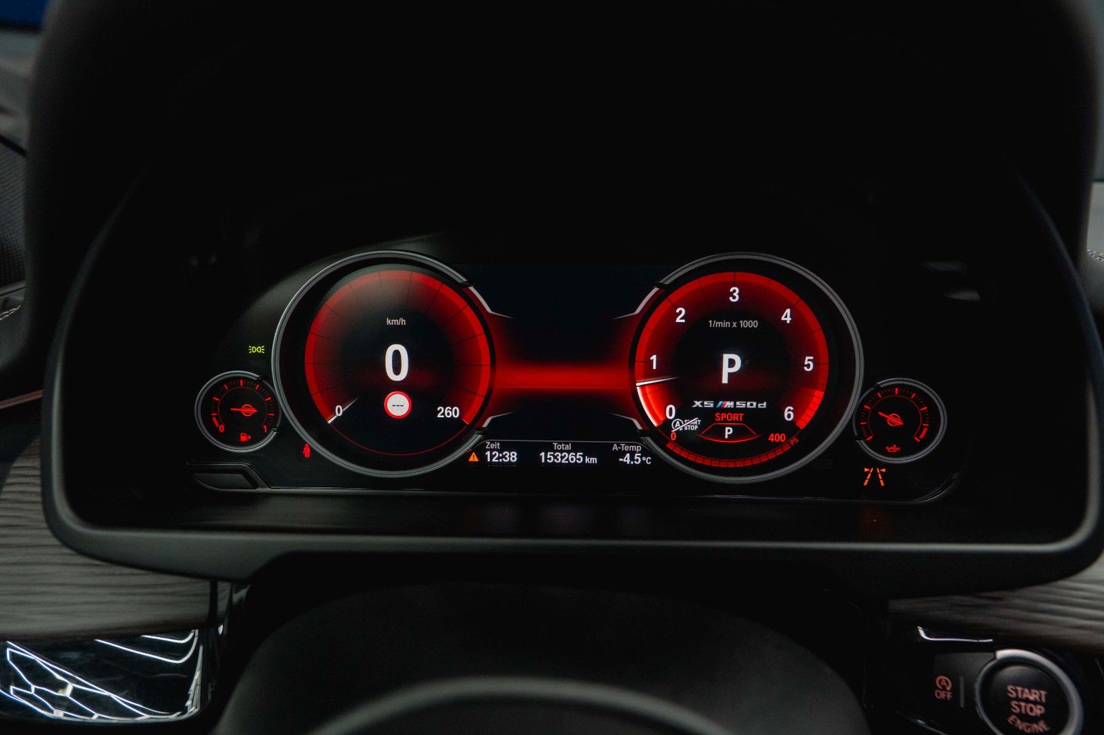 Fahrzeugabbildung BMW X5 M50d Performance *Pano*CarPlay*DAB*360°*  19%