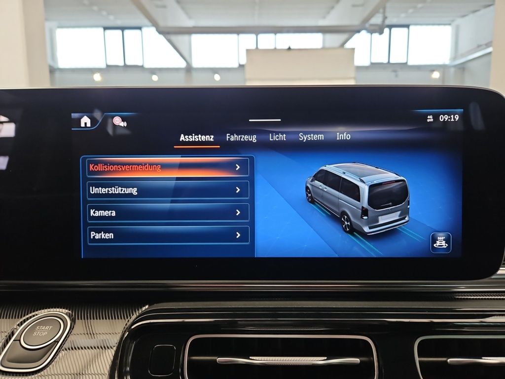 Fahrzeugabbildung Mercedes-Benz EQV 300 lang Nav Distronic Sitzhzg LED RFK Vorkl