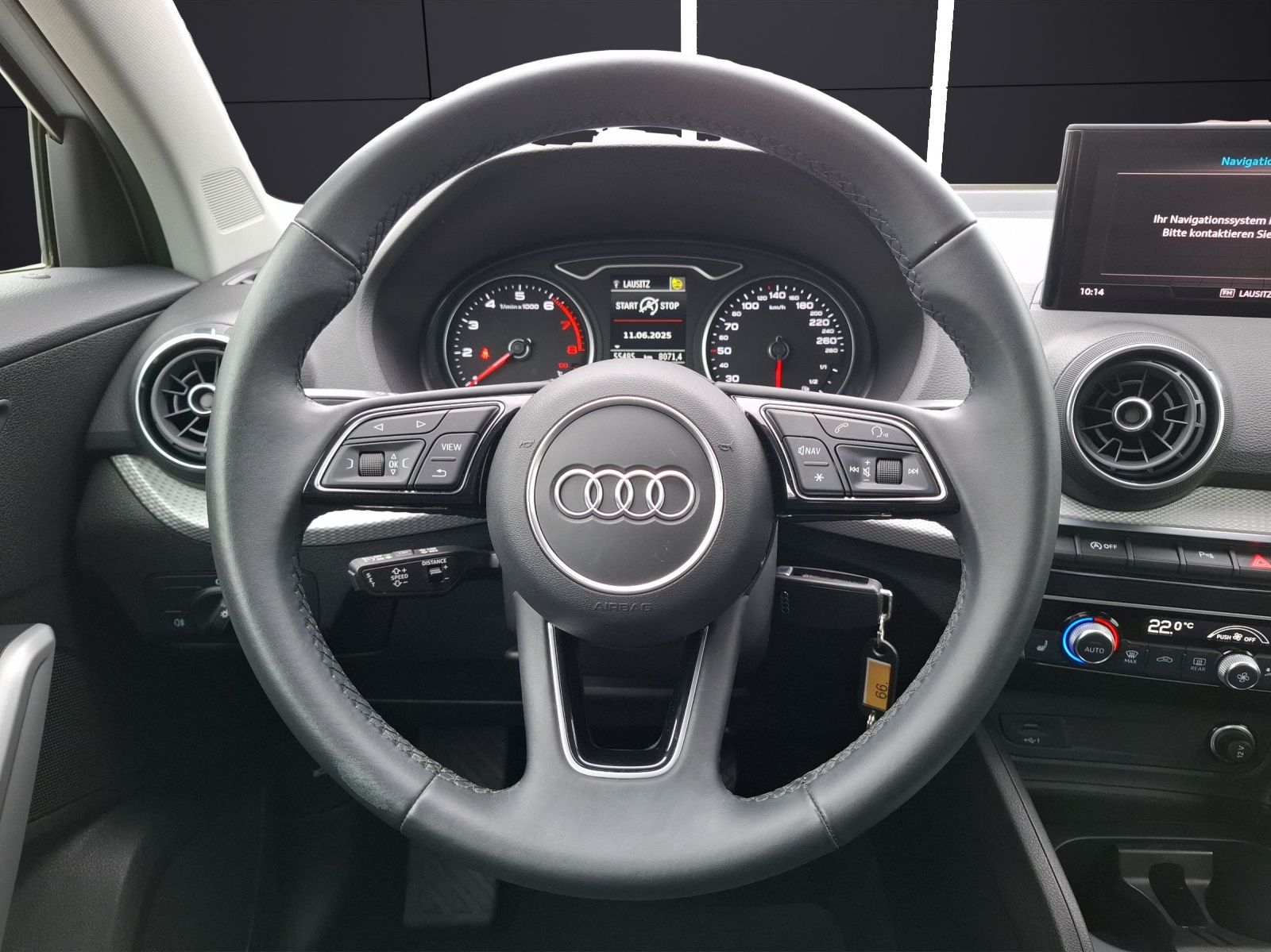 Fahrzeugabbildung Audi Q2 35 TFSI advanced S-tronic LED Navi ACC RFK SH