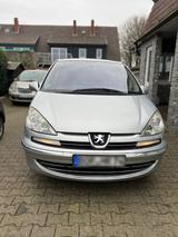 Peugeot PEUGEOT 807 HDI 136PS TUV OKTOBER 2025 - Peugeot 807 mit Diesel-Antrieb: mit Navigationssystem