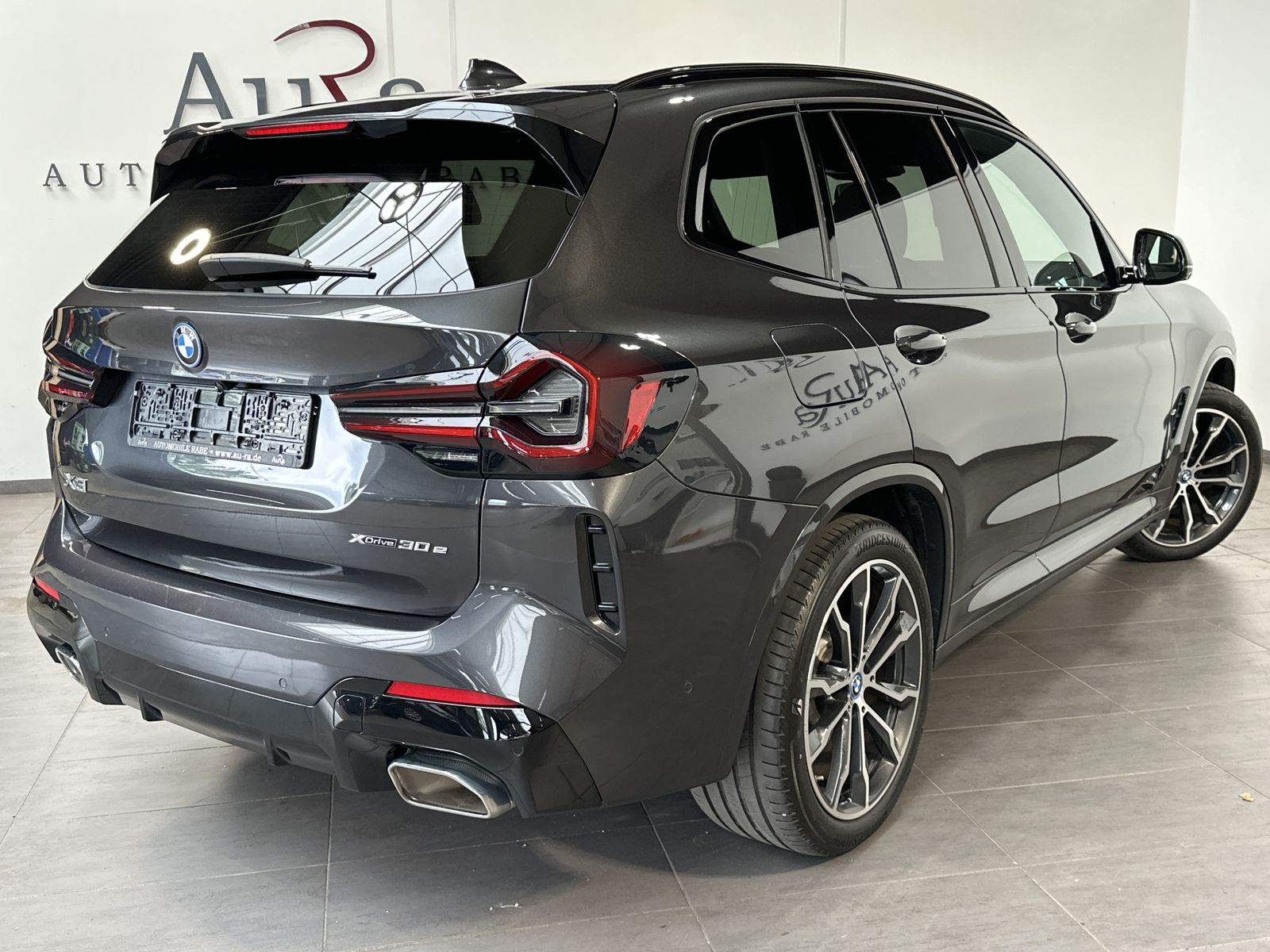 Fahrzeugabbildung BMW X3 xDrive30e M-Sport NAV+LED+HUD+PANO+AHK+20ZOLL