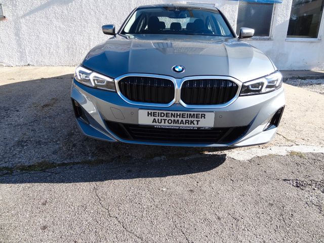 Fahrzeugabbildung BMW 318 i/1.Hand/Curved/LED/Navi/SitzH/2.500km/