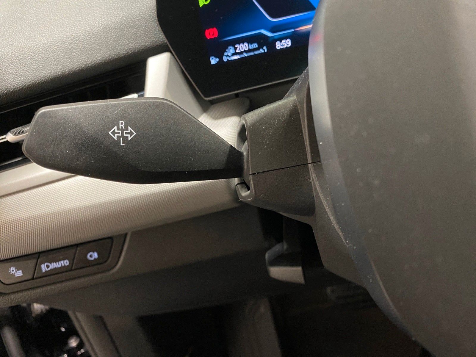 BMW X1 xDrive25e Steptronic Navi Kamera LED DAB PDC foto 19