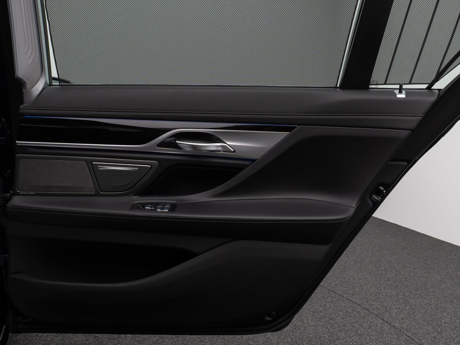 Fahrzeugabbildung BMW 750Li xD 360°Panorama Laser HUD H/K Massage ACC