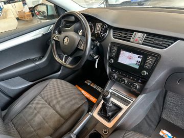 Skoda Octavia Combi Ambition *CNG*BI-XENON*TEMPOMAT