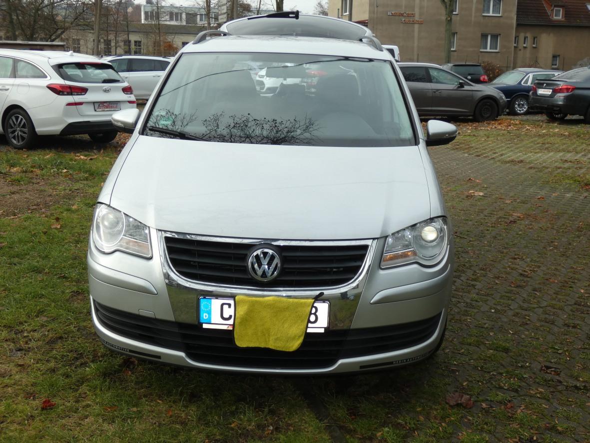 Volkswagen Touran Trendline 7-Sitzer Temp. Klima FH vo+hi