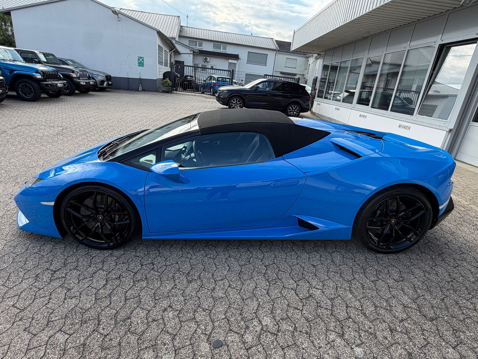 Fahrzeugabbildung Lamborghini Huracán/SPYDER/LIFT/KAMERA/LP610/KERAMIK/