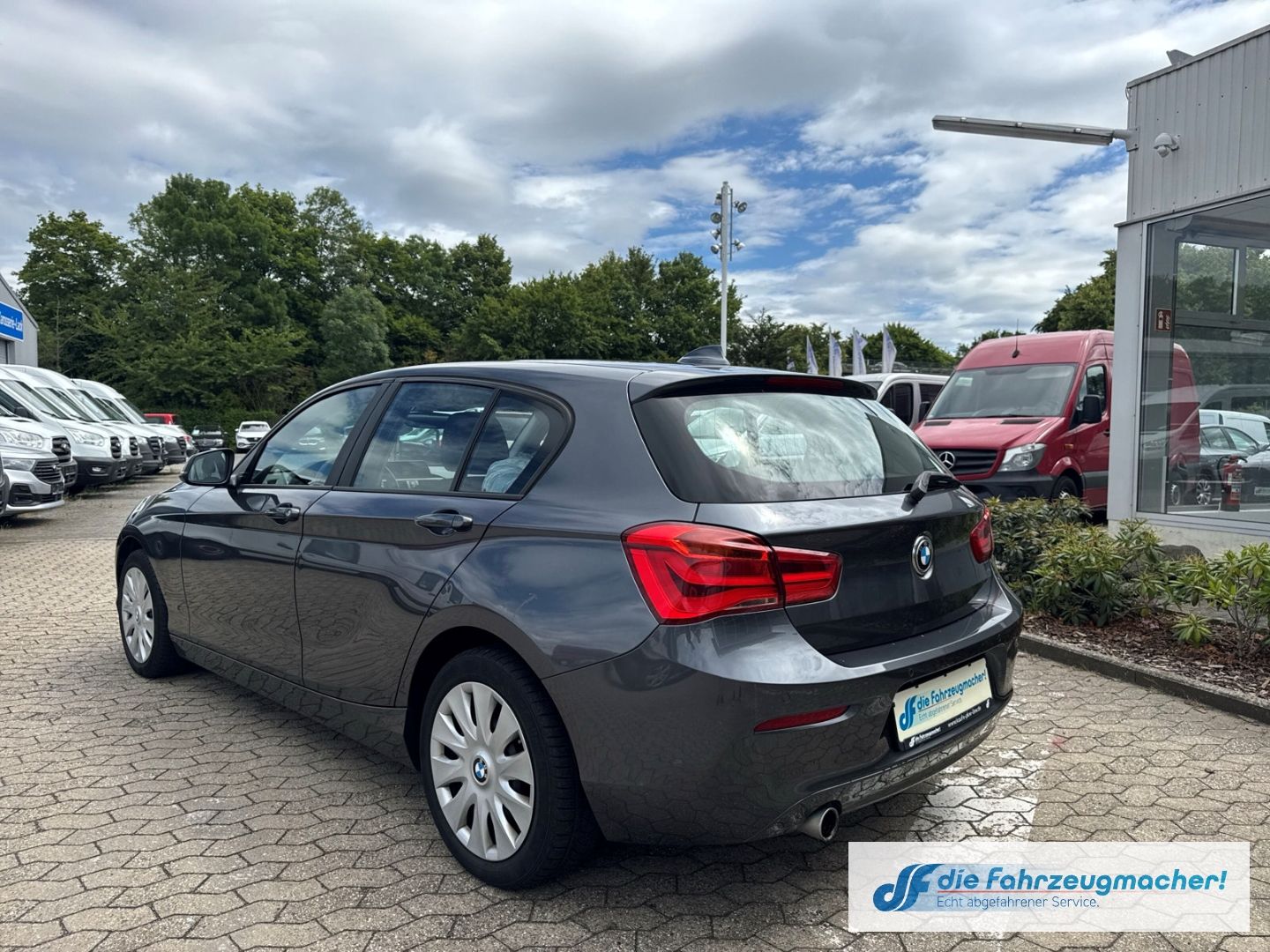 Fahrzeugabbildung BMW 116 d Advantage Navi ACC Mehrzonenklima Fahrerpr