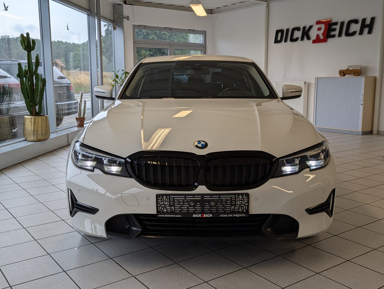 BMW 320 i Aut. Sport-Line T-Leder Shadow LED Kamera - Image 2
