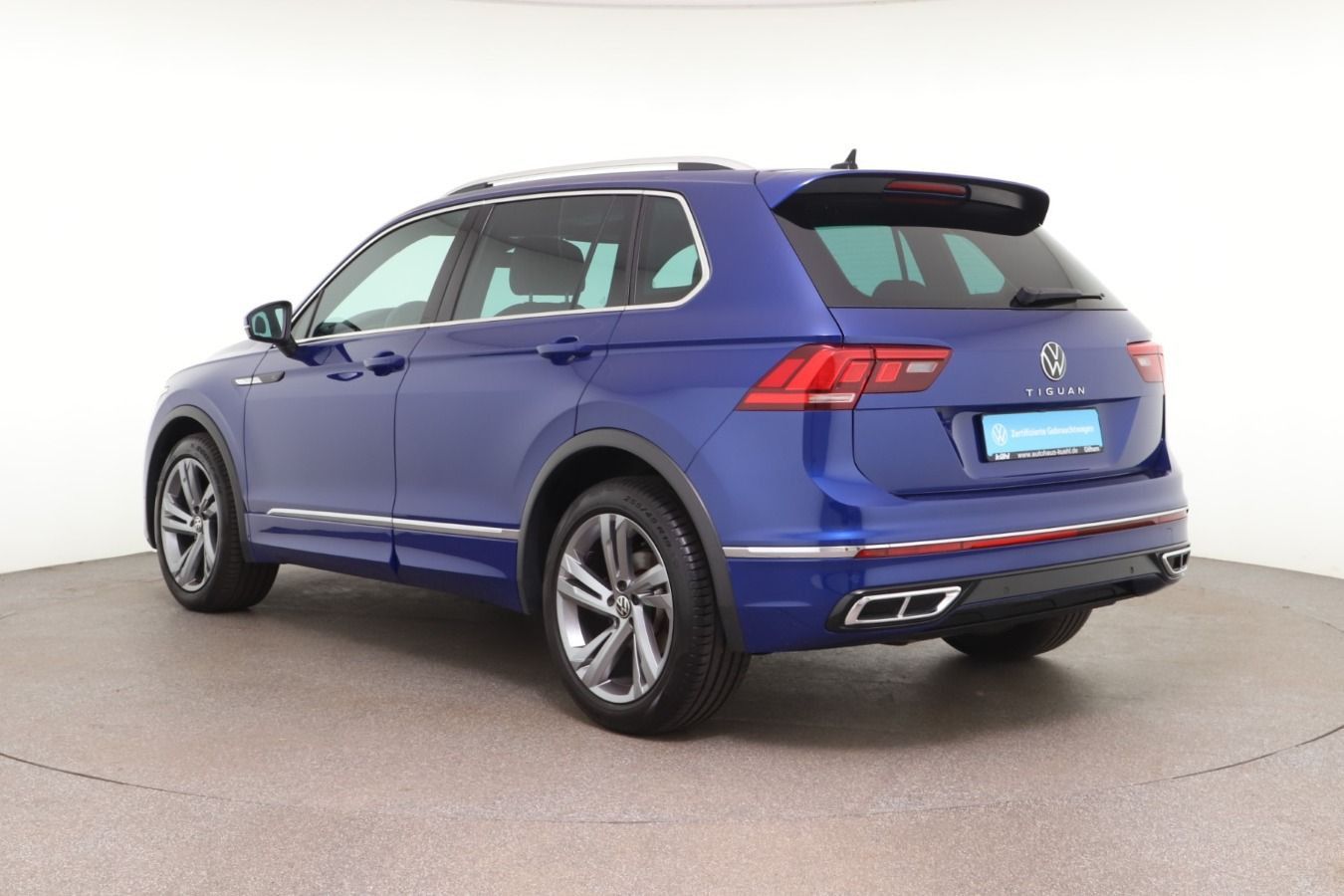 Volkswagen Tiguan 2.0 TDI DSG R-Line LED ACC Standhzg. App foto 4