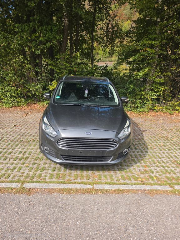 Image of Ford S-Max