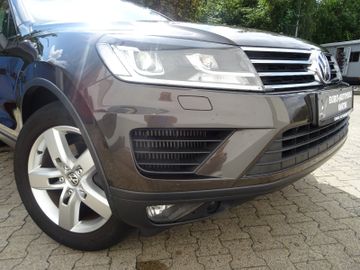 Volkswagen Touareg - 11