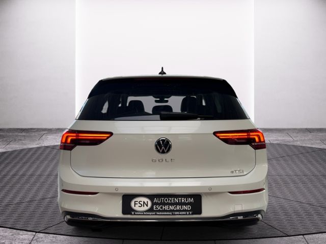 Fahrzeugabbildung Volkswagen Golf 1.5 eTSI DSG ENERGY NAVI GJR LED KAMERA