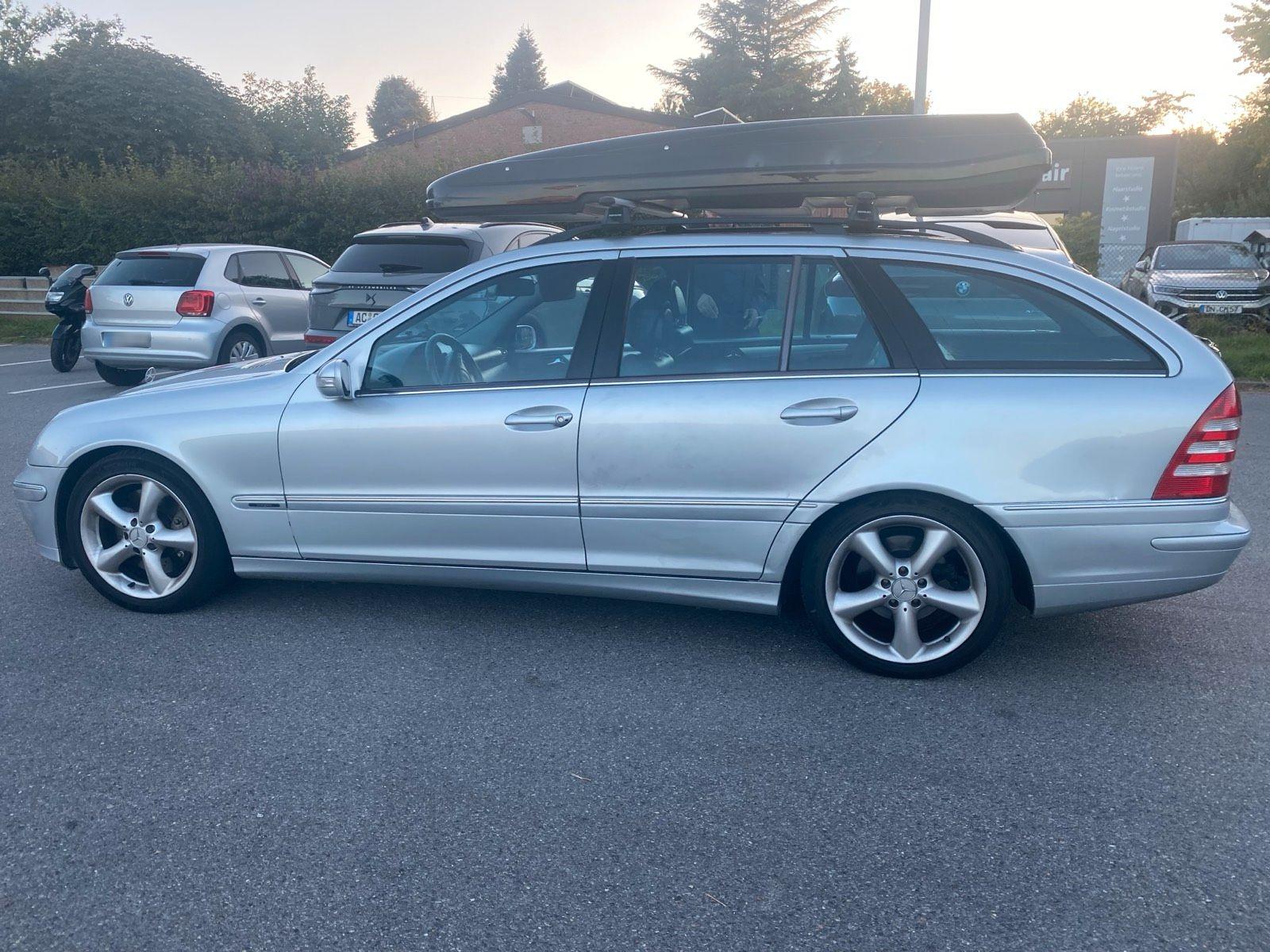 Mercedes-Benz C 220