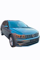 Volkswagen Tiguan Allspace 2.0 TDI SCR 140kW DSG 4MOTIO... - mit Diesel-Antrieb: Grau, Alcantara, Beheizbares Lenkrad, Geländewagen