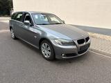 BMW 320 dx Drive Diesel Kombi Automatik Allrad 4x4 - BMW 320 aus 2011: 320d