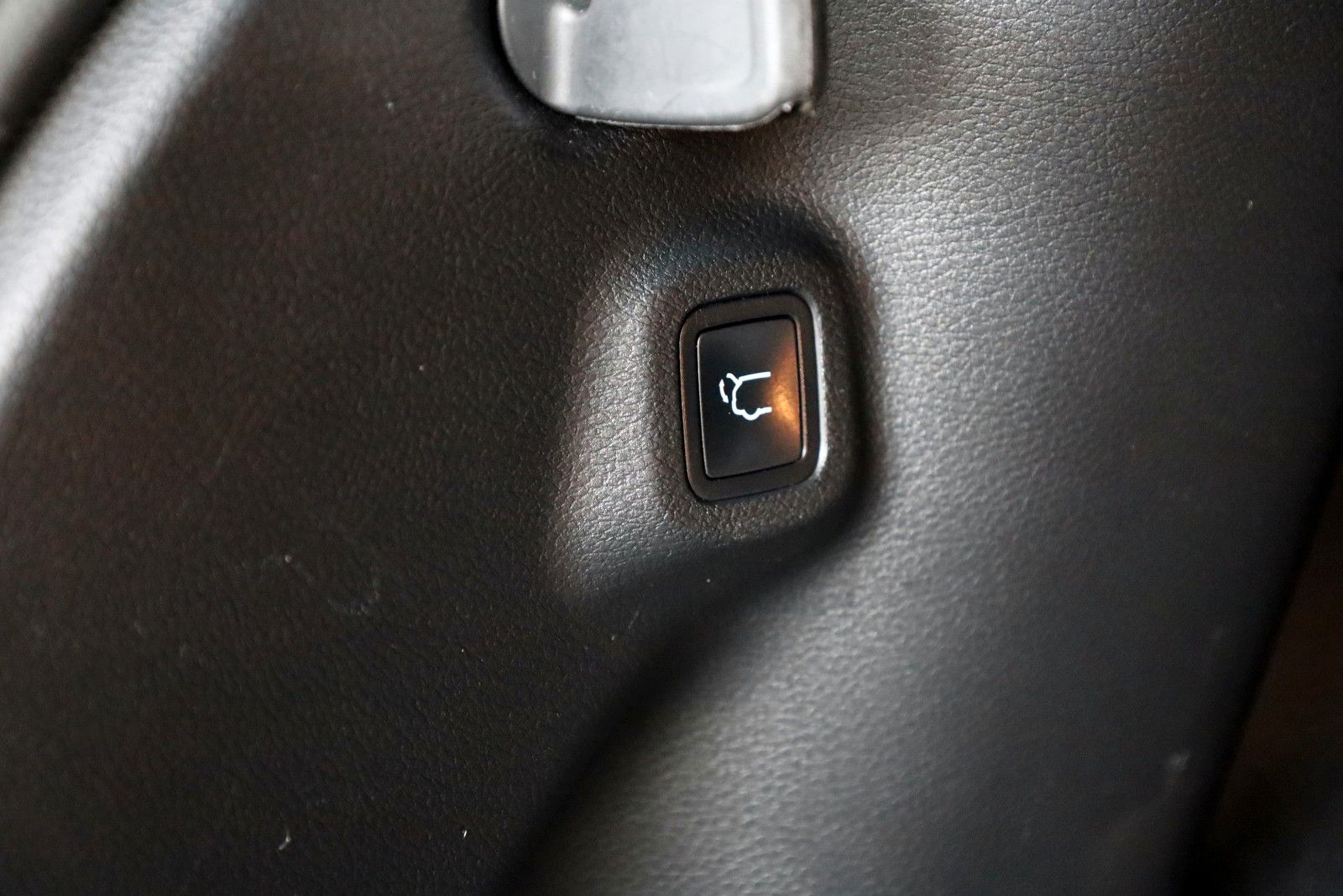 Fahrzeugabbildung Jeep Compass Limited 4WD T.Leder,Navi,LED,Apple Car.