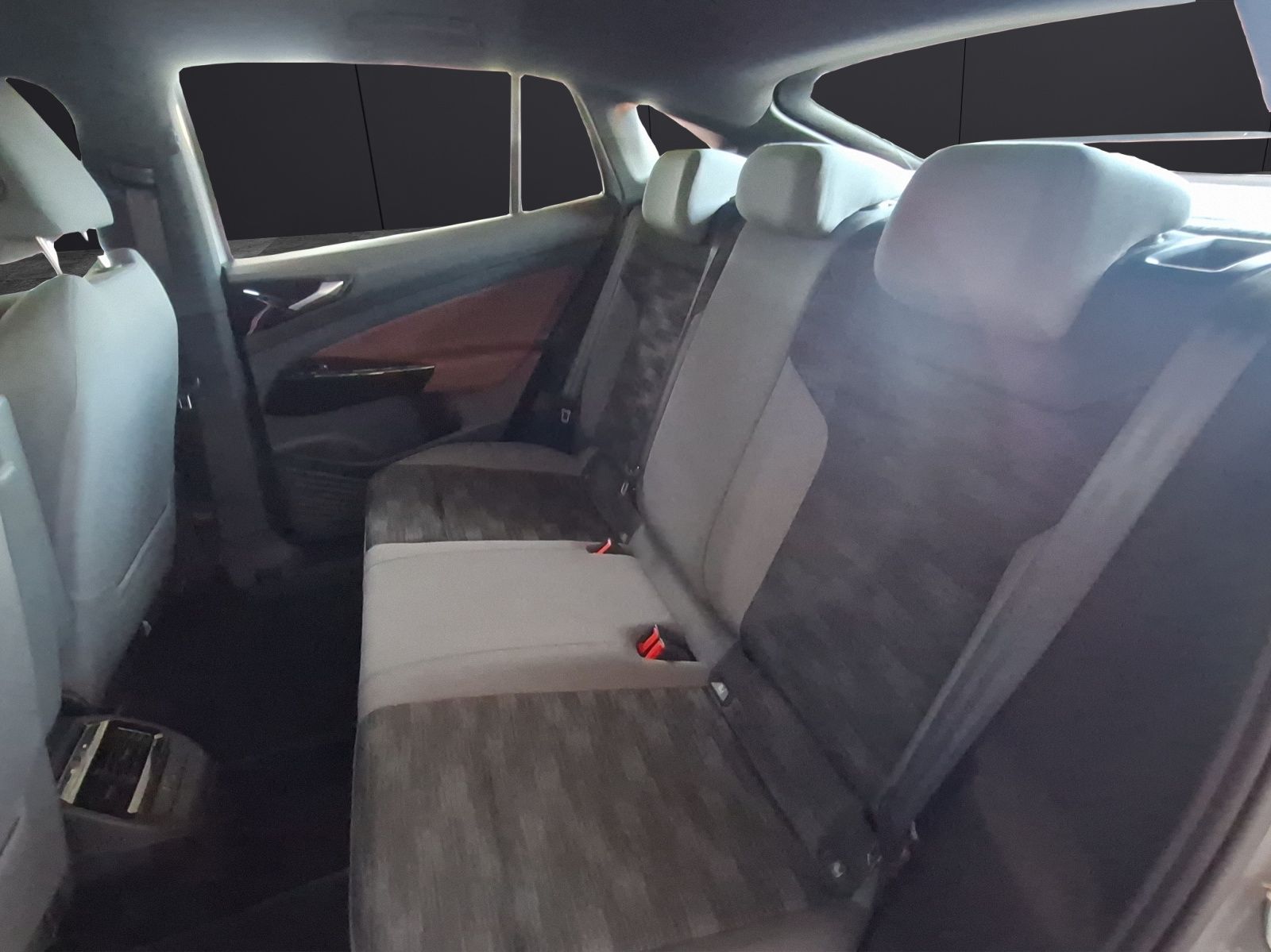 Fahrzeugabbildung Volkswagen ID.5 Pro LED Navi AID ACC RFK SHZ 19"
