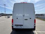 Volkswagen Crafter 35TDI*MITTEL-HOCH*KLIMA*NAVI*KAMERA*TEMP - VW Crafter Gebrauchtwagen in Stuttgart