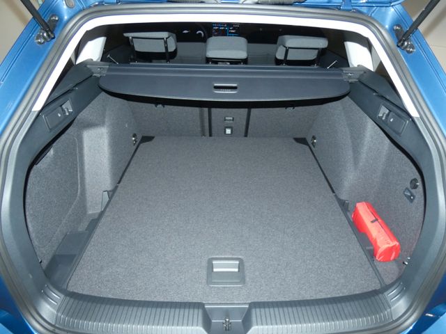 Golf Variant 1.5 TSI LIFE MATRIX-LED AHK HUD KAM