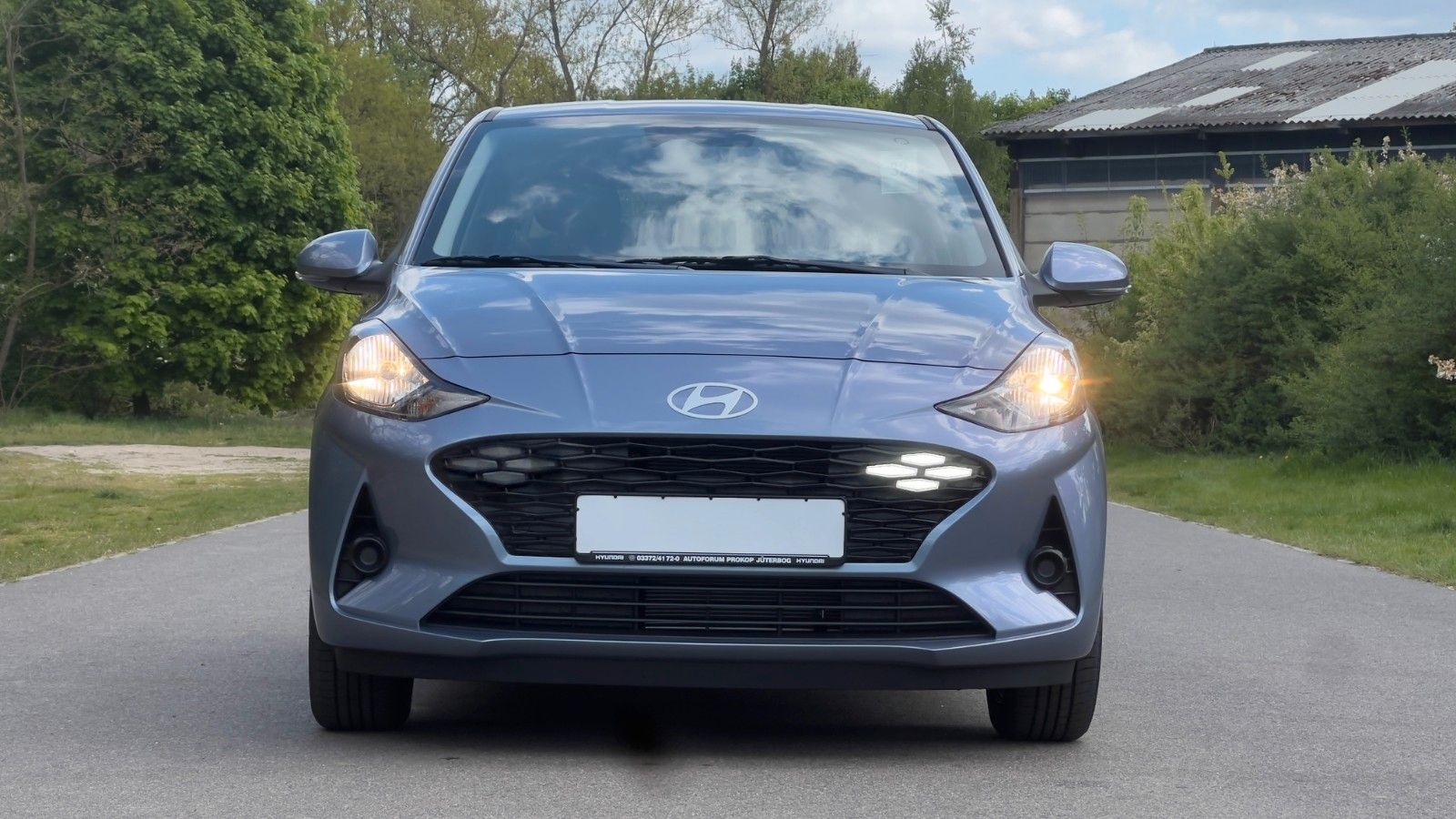 Fahrzeugabbildung Hyundai i10 1.0 Trend AMT *Nav*Klima*CarPlay*Kamera*PDC*