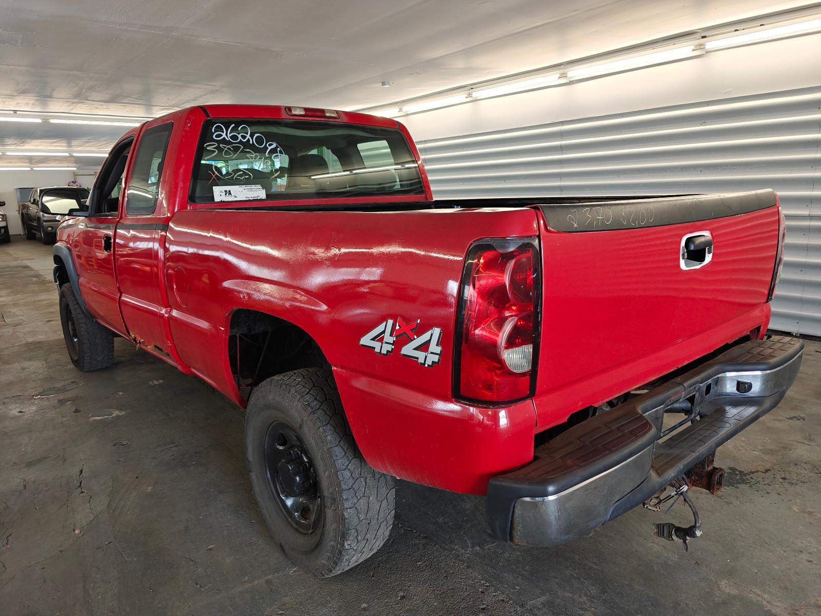 Chevrolet Silverado 2004 — photo 9