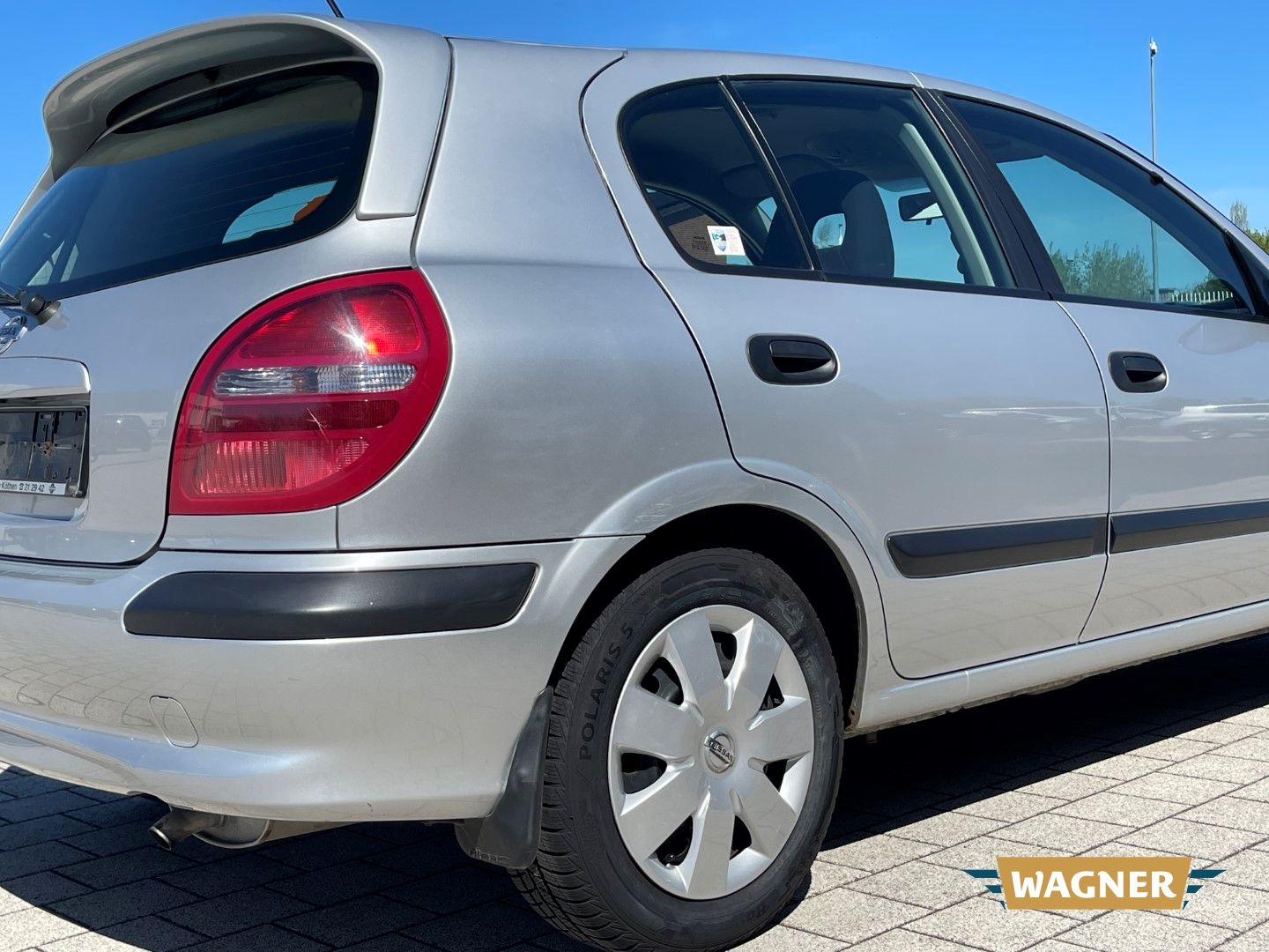 Fahrzeugabbildung Nissan Almera Comfort Klimaanlage 1 - Hand
