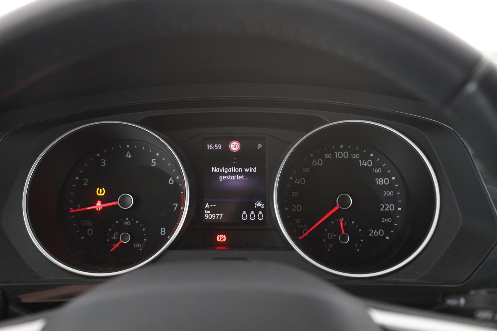 Volkswagen Tiguan 1.5 eTSI DSG Life NAVI LED AHK, миниатюра 19