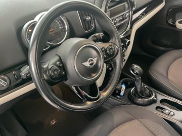 MINI Cooper Countryman - 8