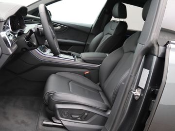 Audi Q8 - 9