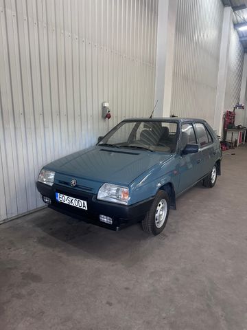 Skoda Favorit