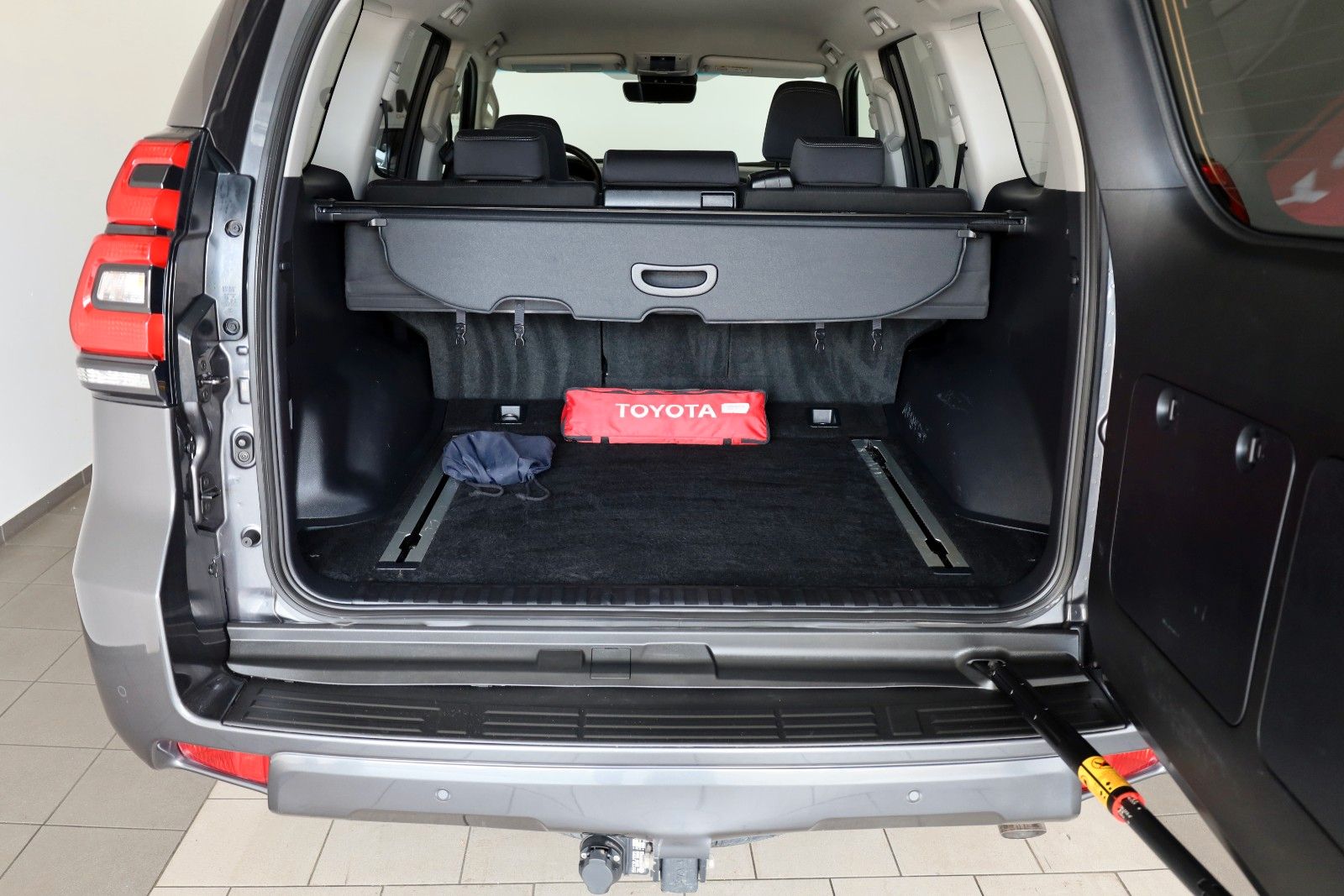 Fahrzeugabbildung Toyota Land Cruiser Comfort,Kamera,LED, CarPlay,SH,AHK