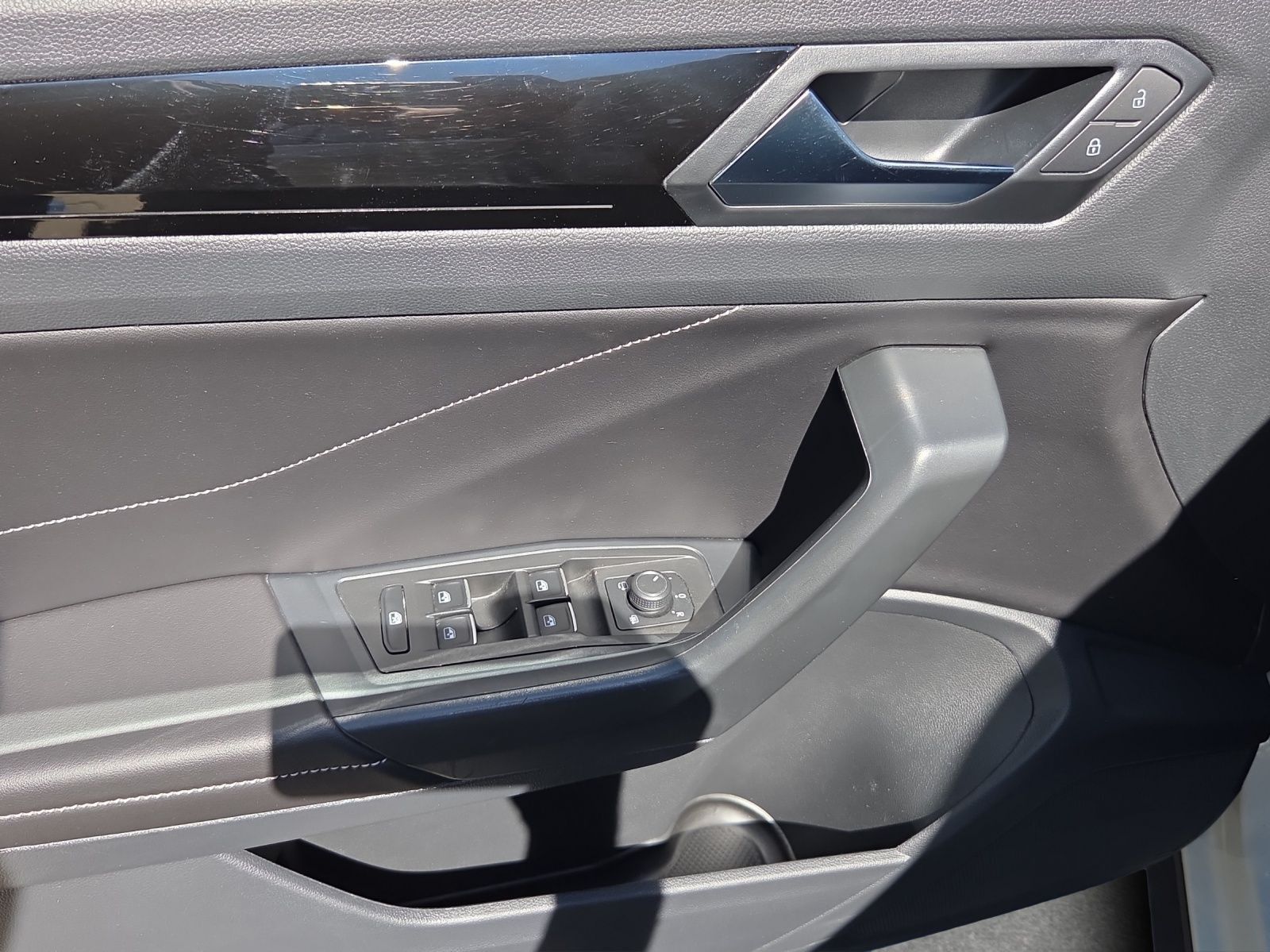 Volkswagen T-Roc - Bild 13