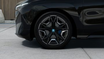 Fahrzeugabbildung BMW iX 40 xDrive Sport Iconic Sounds Electric