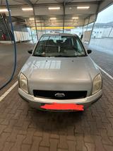 Ford Fusion 1,4 16V + + - Ford Fusion in Bonn