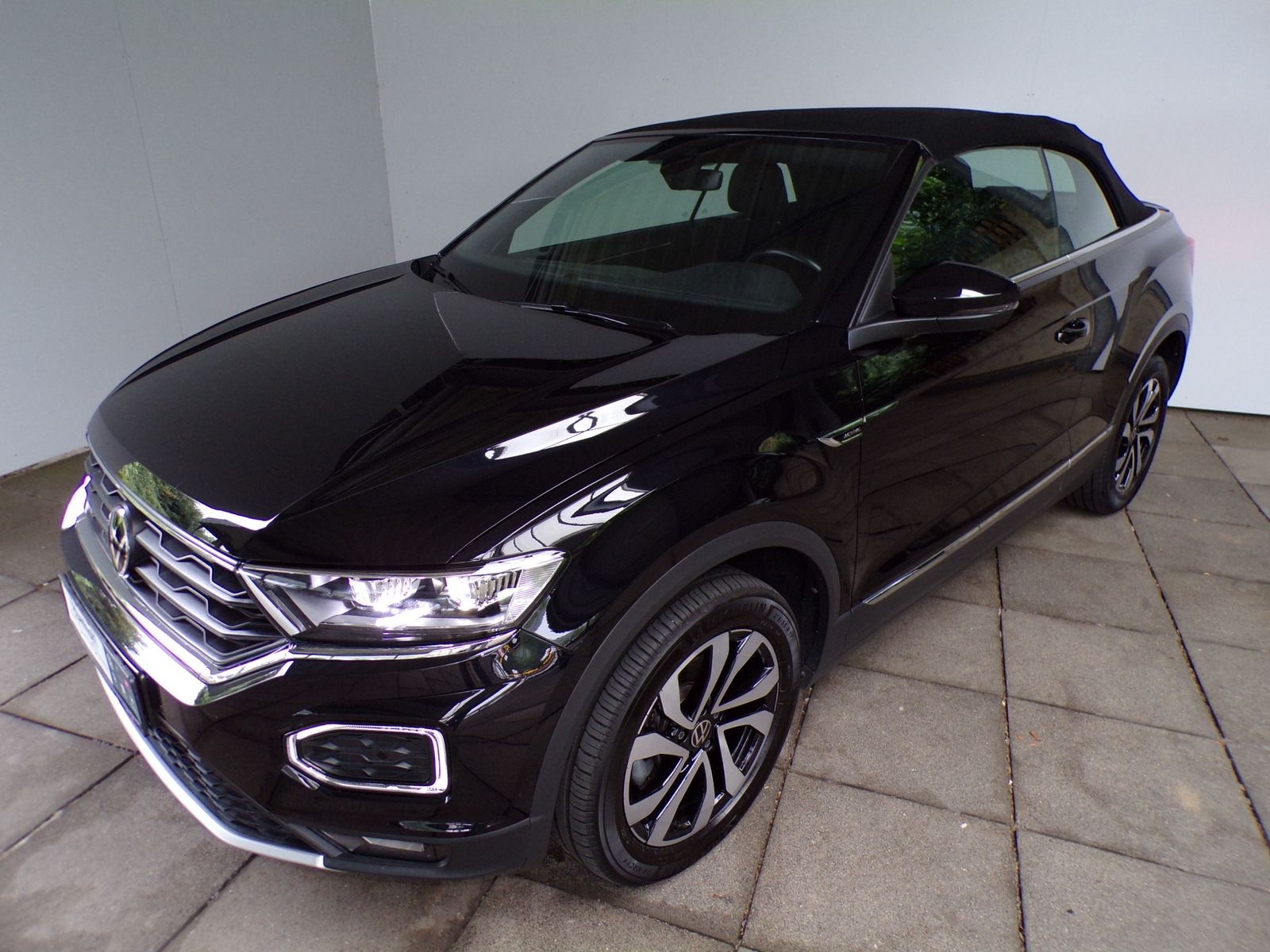 Volkswagen T-ROC 1.5 TSI DSG ACTIVE NAVI LED'S BLIND SPOT foto 4
