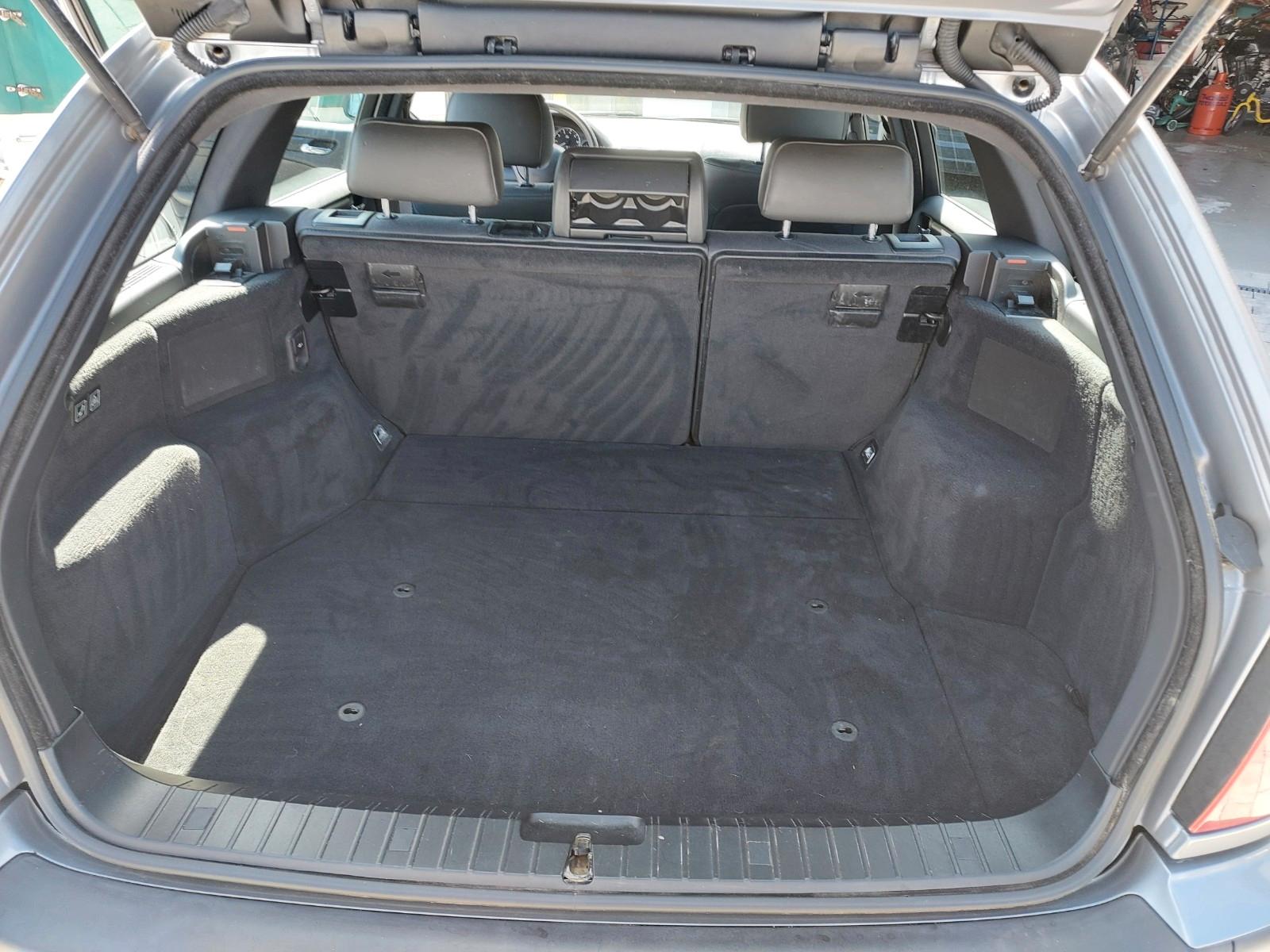 BMW 325 2004 — двигун 2.494 cm³, 192 HP (141kW)