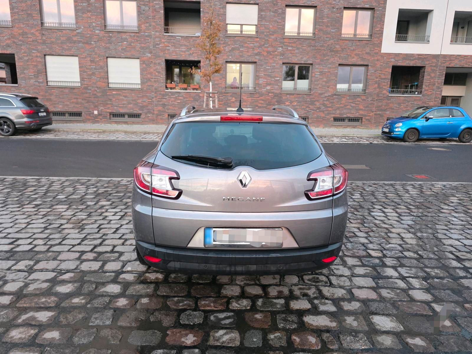 Renault Megane 2011 — двигун 110 HP (81kW)