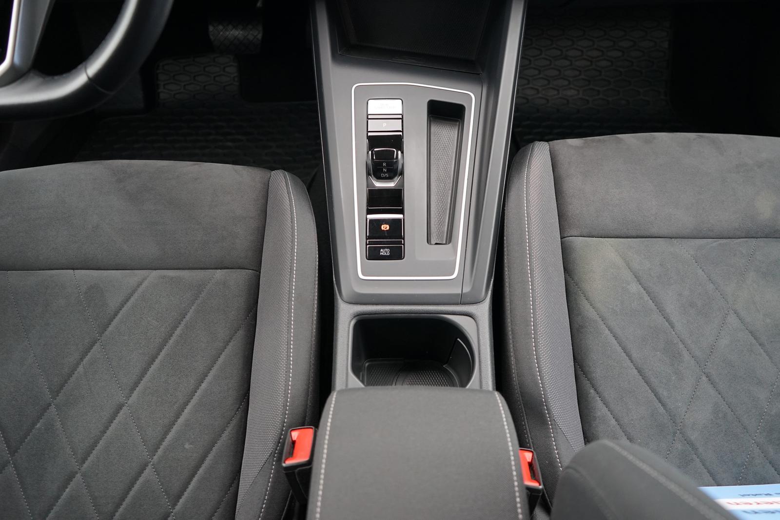 Volkswagen Golf VIII 1.5 eTSI DSG Style LED Navi HarmanKard, миниатюра 18