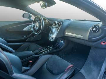 2025 Mclaren GTS — фото 9