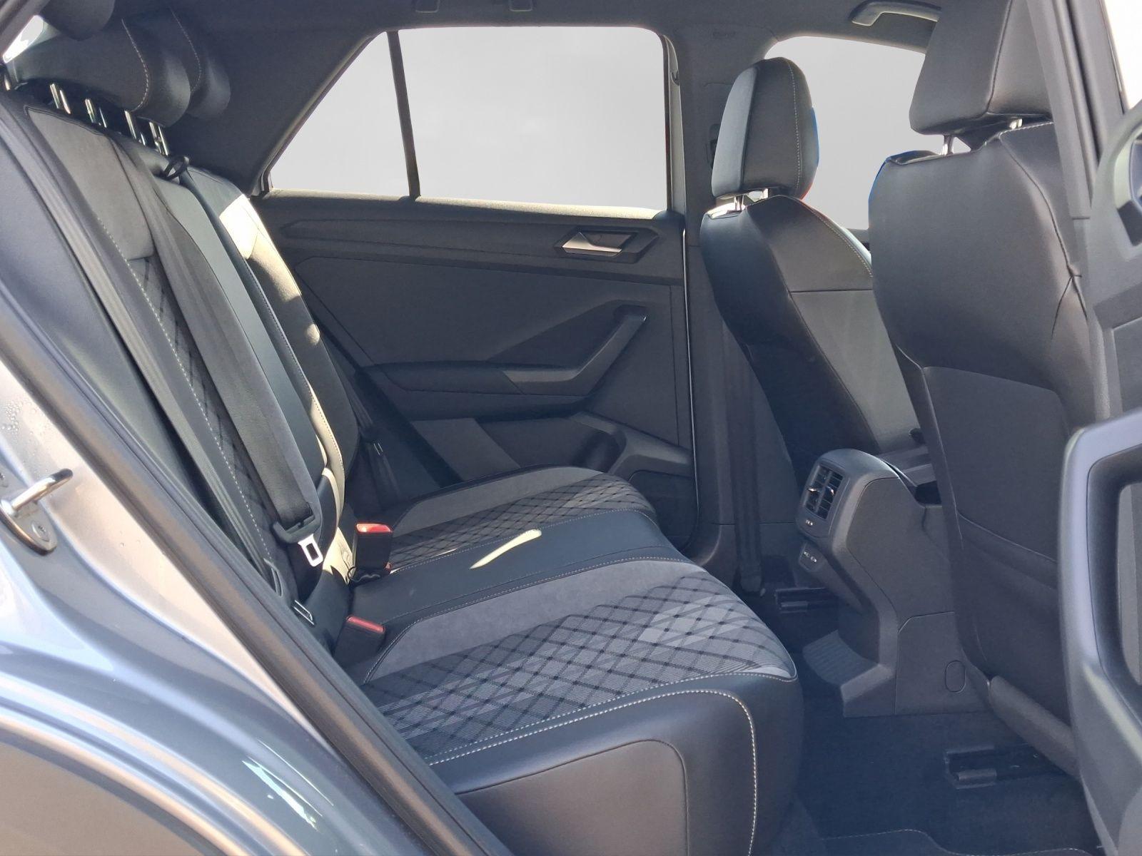 Volkswagen T-Roc 1.0 TSI R-LINE IQ.LIGHT IQ.DRIVE LM17