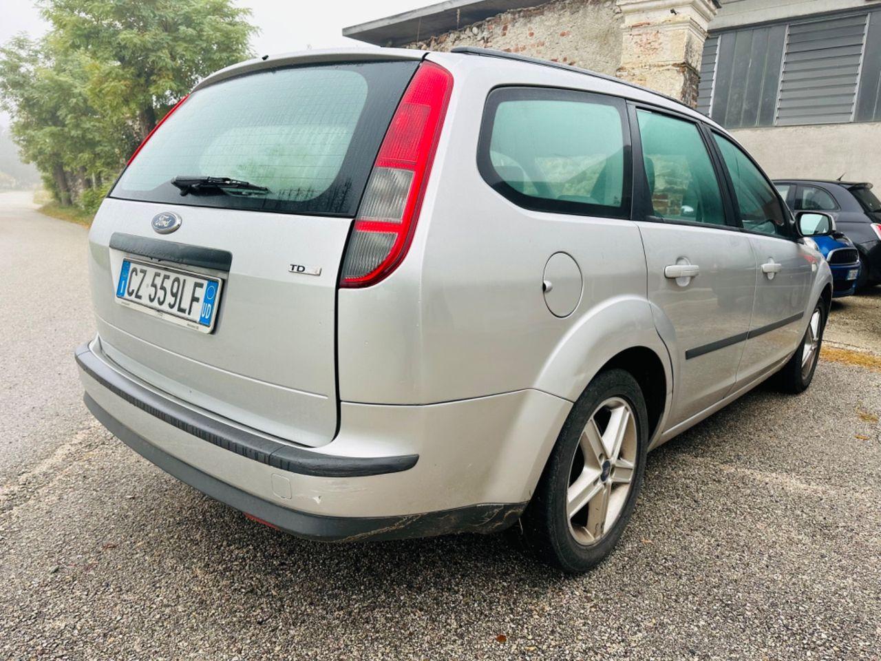 Ford Focus 2007 — photo 6