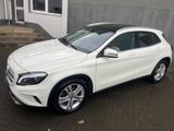 Mercedes-Benz GLA 180 URBAN PROGRESSIVE PANORAMADACH - Mercedes-Benz GLA 180 Gebrauchtwagen