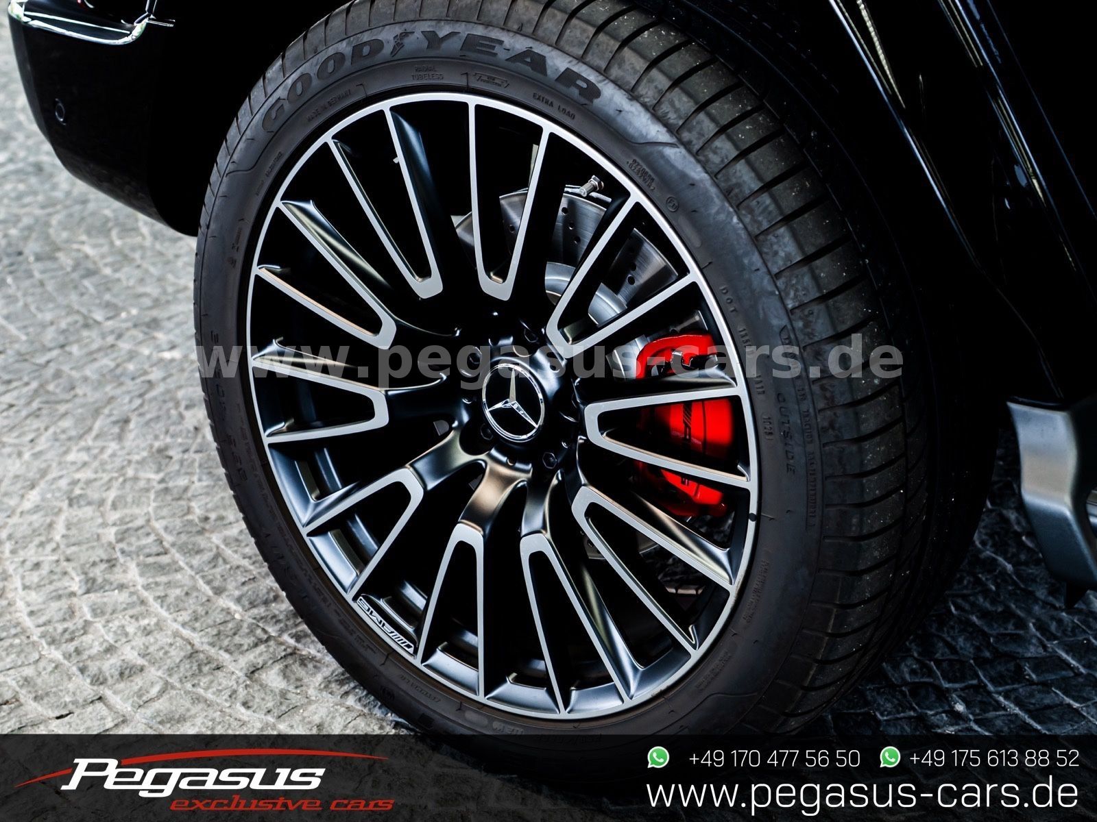 MERCEDES-BENZ G 63 AMG - 19