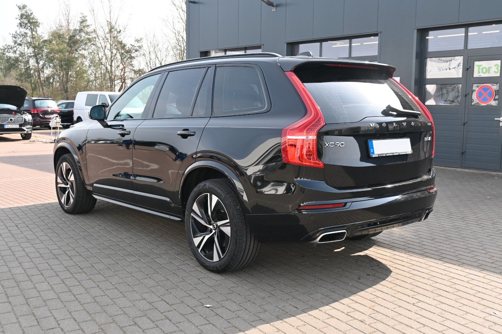 Fahrzeugabbildung Volvo XC90 B5 D AWD R-Design*RFK*STHZ*ACC*7Si*H&K