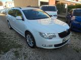 Skoda Superb Combi Family DPF,Klimatronik,AHK,1-Hand!! - Skoda Superb Family